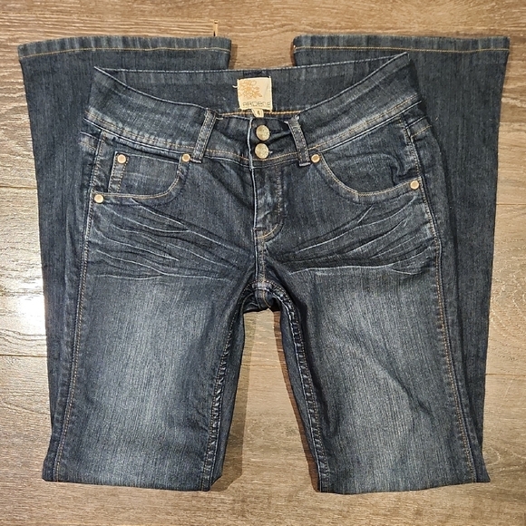 ❤️ ARDEN B FLARE JEANS, LOW RISE, 4 (27) - Picture 1 of 9